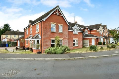 4 bedroom detached house for sale, Salisbury Close, Morton