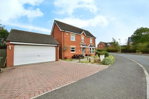 4 bedroom detached house for sale, Salisbury Close, Morton