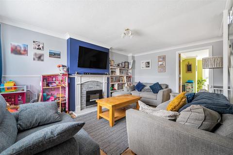 3 bedroom terraced house for sale, Morgans Close, Wilstead