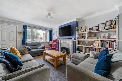 3 bedroom terraced house for sale, Morgans Close, Wilstead