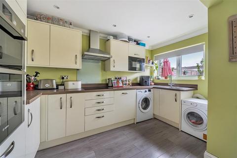 3 bedroom terraced house for sale, Morgans Close, Wilstead