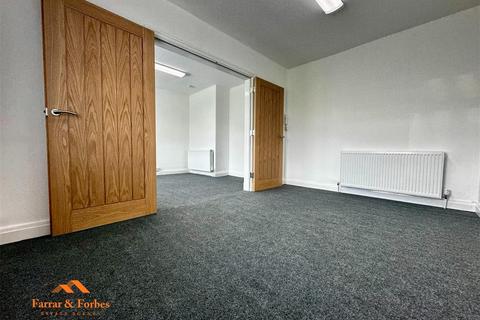 Office to rent, Windy Bank, Colne BB8