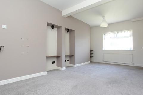 3 bedroom semi-detached house to rent, Basegreen Crescent, Sheffield