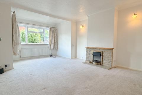 2 bedroom bungalow for sale, Bourne Grove, Sittingbourne, Kent, ME101SZ