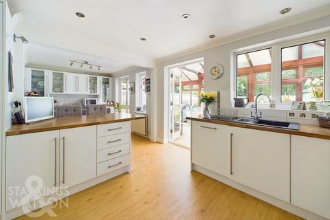 4 bedroom detached house for sale, Shakespeare Way, Taverham, Norwich