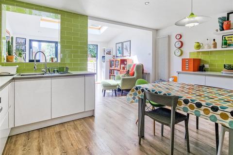 22 Highfield Green, Epping, CM16 5HD