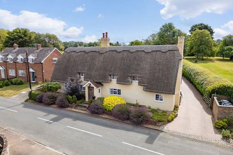 4 bedroom cottage for sale, Heydon Road, Great Chishill