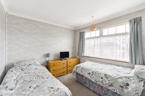 35 Squires Way, Dartford, DA2 7NN