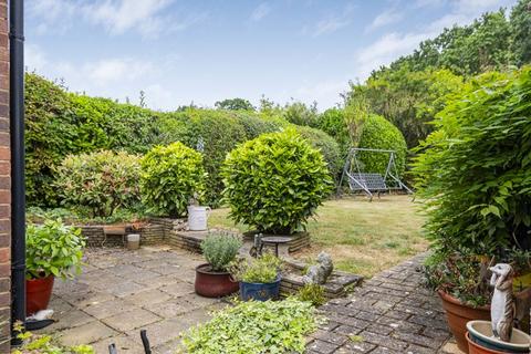 35 Squires Way, Dartford, DA2 7NN