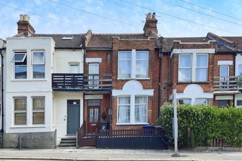 4 bedroom terraced house for sale, Bittacy Hill, Mill Hill