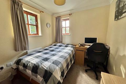 1 Croppins Close, Buckfastleigh, TQ11 0EY