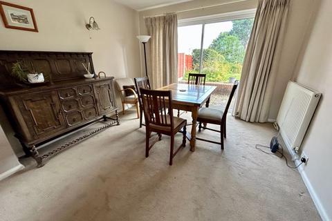 49 Moss Drive, Sutton Coldfield, B72 1JQ