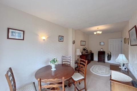 17 Crane Drive, Burntwood, WS7 4SW