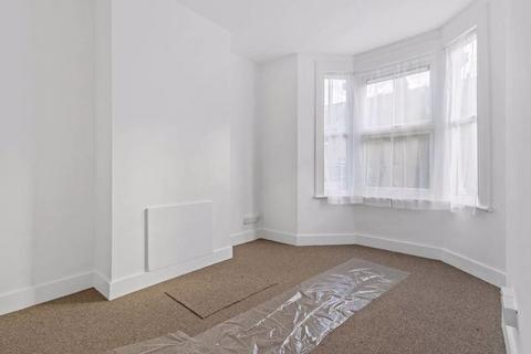 1 bedroom apartment for sale, Ramsay Road, Forest Gate E7