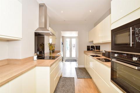 3 bedroom terraced house for sale, Highgate Road, Copnor, Portsmouth, Hampshire