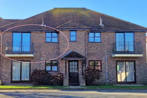 2 bedroom flat for sale, Steyne Road, Bembridge, Isle of Wight, PO35 5XH