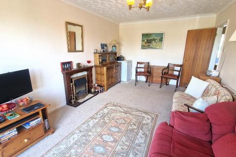 2 bedroom flat for sale, Steyne Road, Bembridge, Isle of Wight, PO35 5XH