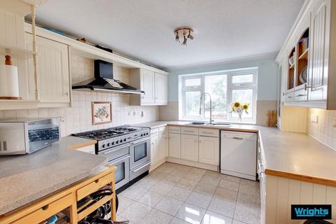 5 bedroom detached house for sale, Hawkeridge Park, Westbury