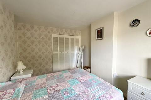 50 Medlock Drive, Sheffield, S13 9BB
