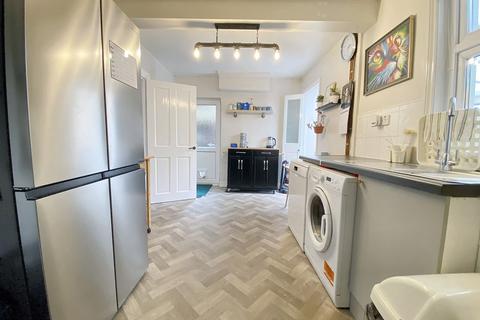 50 Coventry Avenue, Worcester, WR2 4LU
