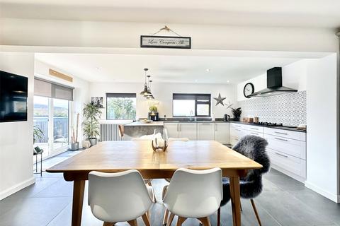 24 Fairfield, Ilfracombe, EX34 9ND