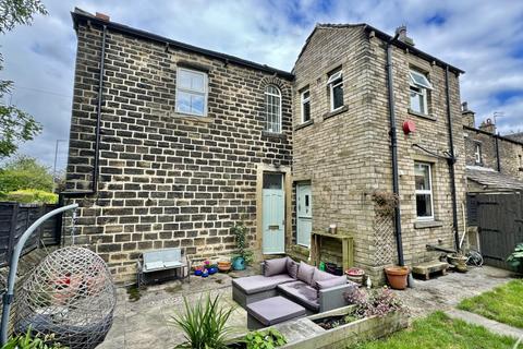 3 bedroom detached house for sale, Snelsins Lane, Cleckheaton, BD19