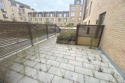 3 bedroom terraced house to rent, Royal Engineers Way, London, NW7