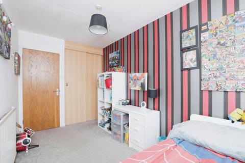 49 Edinburgh Drive, North Anston, Sheffield, S25 4HB