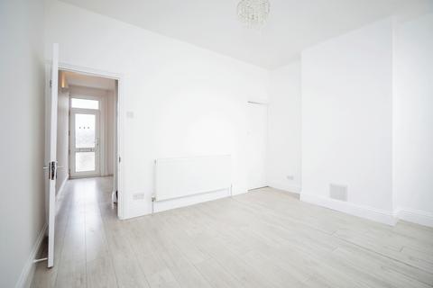 213 Balmoral Road, Gillingham, ME7 4QH