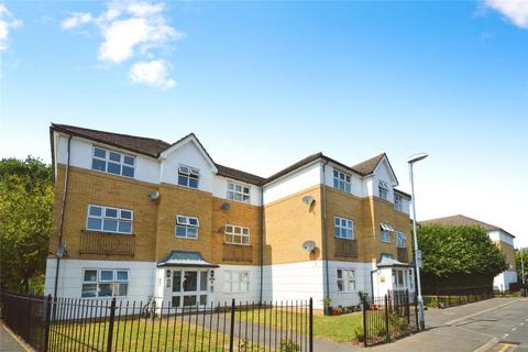 2 bedroom flat to rent, Hillary Drive, Middlesex TW7