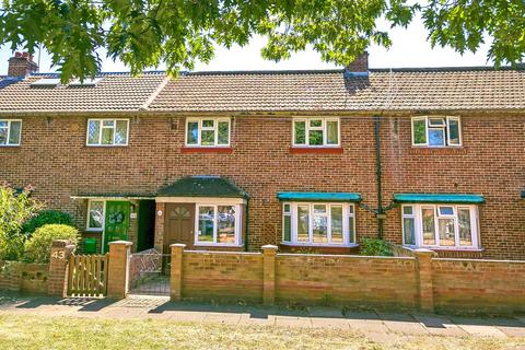 45 Buckingham Road, Richmond, TW10 7EH