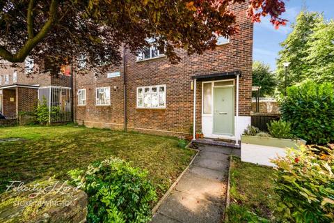 Flat 19, Sheridan House Hawksley Road, London, N16 0TB