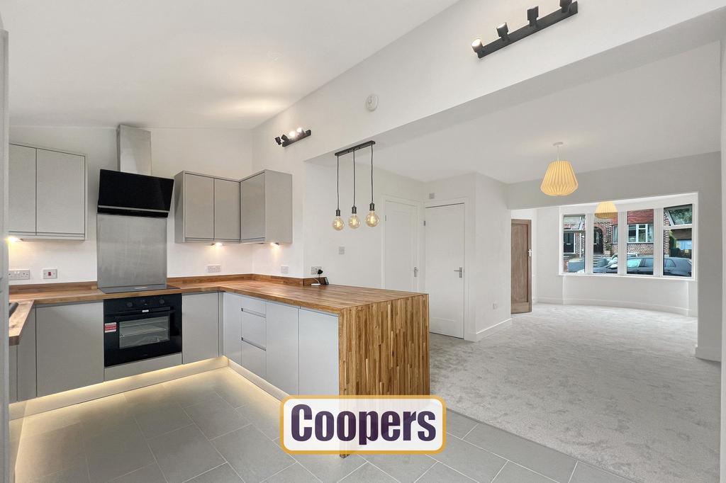 Open plan kitchen/dining/living area