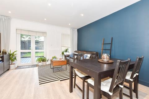 2 bedroom end of terrace house for sale, Marigold Way, Maidstone, Kent