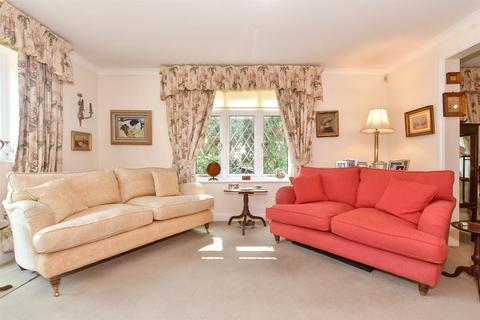 3 bedroom detached house for sale, Capel-Le-Ferne, Capel-Le-Ferne, Folkestone, Kent