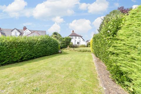 3 bedroom detached house for sale, Capel-Le-Ferne, Capel-Le-Ferne, Folkestone, Kent