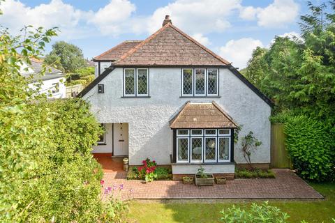 3 bedroom detached house for sale, Capel-Le-Ferne, Capel-Le-Ferne, Folkestone, Kent