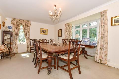 3 bedroom detached house for sale, Capel-Le-Ferne, Capel-Le-Ferne, Folkestone, Kent