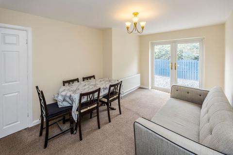 155 Foxcroft Drive, Brighouse, HD6 3UP