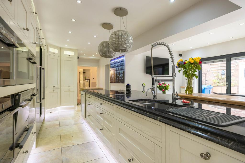 20240816-1040 Maison Haus - The Heights, Bentmeado