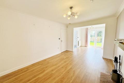 3 bedroom detached house to rent, Willow Drive, Trimdon Village