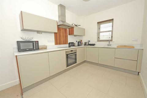 2 bedroom flat for sale, Midland Road, Wellingborough