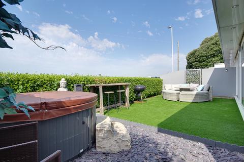 undefined, Chaddesley Glen, Canford Cliffs, Poole, Dorset, BH13