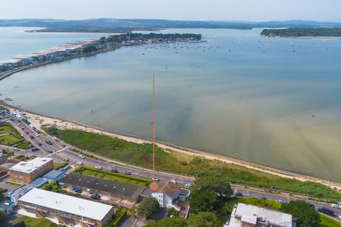 2 bedroom apartment for sale, Chaddesley Glen, Canford Cliffs, Poole, Dorset, BH13