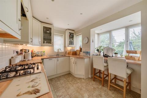 12 Alyngton, Northchurch, Berkhamsted, HP4 3XP