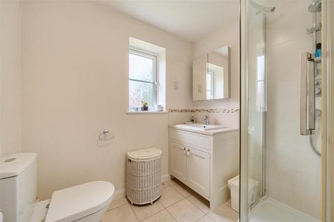 12 Alyngton, Northchurch, Berkhamsted, HP4 3XP