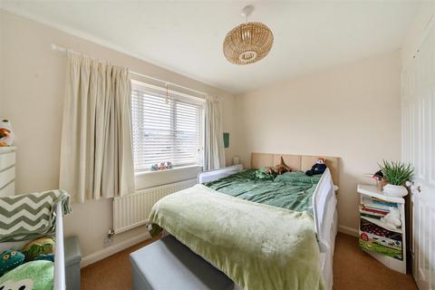 12 Alyngton, Northchurch, Berkhamsted, HP4 3XP