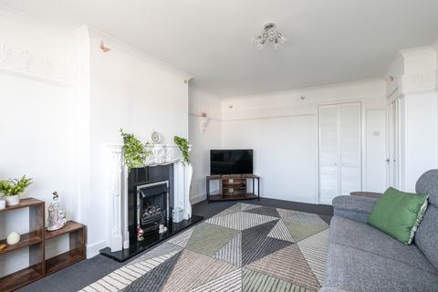 2 bedroom flat for sale, Grigor Drive, Edinburgh EH4