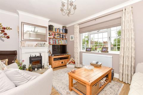 2 bedroom ground floor maisonette for sale, Glebe Road, Cranleigh, Surrey