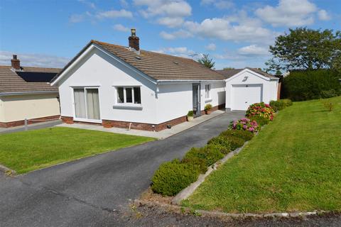 3 bedroom detached bungalow for sale, Meadow Road, Jameston